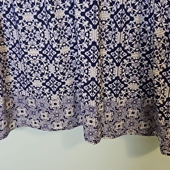 Jack BB Dakota, navy blue/white printed dress. Size L. NWT. - Picture 4 of 6